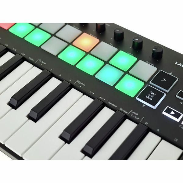 MIDI-контролер Novation Launchkey Mini MK3 10417 фото