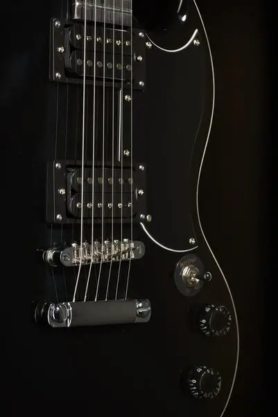 Електрогітара Harley Benton DC-200 BK Student Series 131 фото