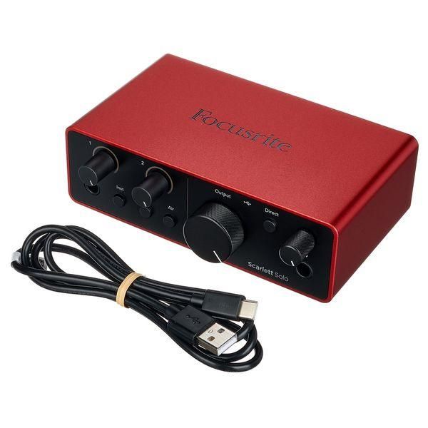 USB аудиоинтерфейс Focusrite Scarlett Solo 4th Gen 10603 фото