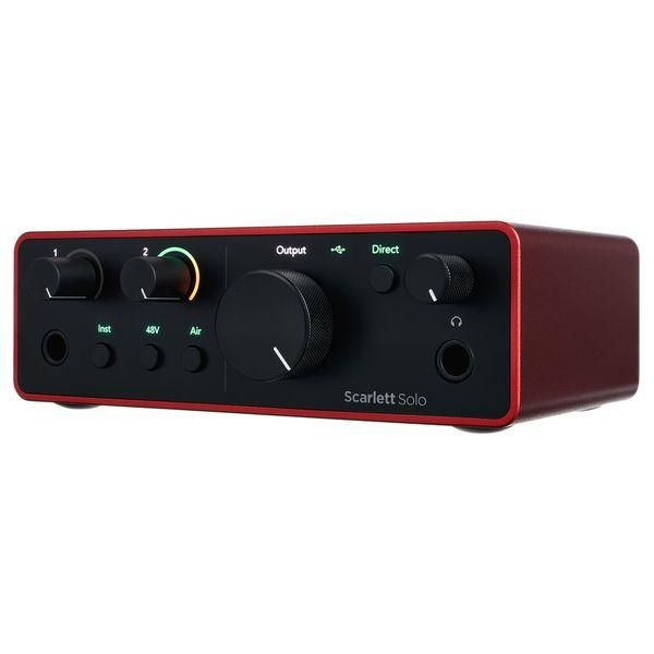 USB аудіоінтерфейс Focusrite Scarlett Solo 4th Gen 10603 фото