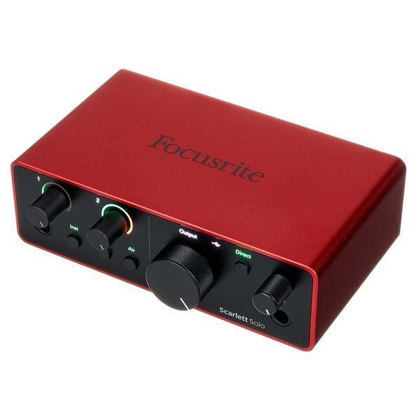 USB аудіоінтерфейс Focusrite Scarlett Solo 4th Gen 10603 фото