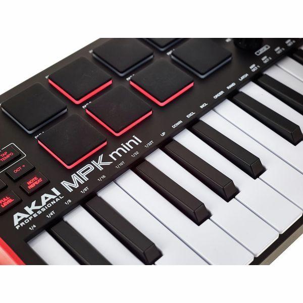 MIDI-клавиатура AKAI MPK MINI MK3 10101 фото